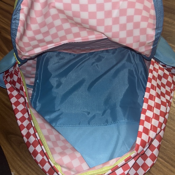 Backpack - Picture 4 of 5